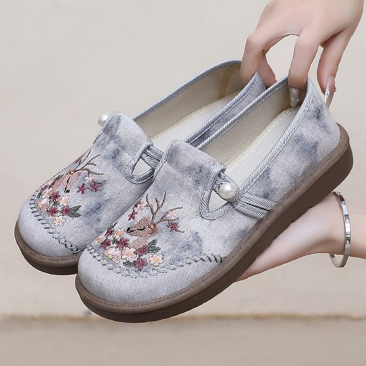? Hot Sale ⏳ Women's Flat Slip-On Embroidery Shoes