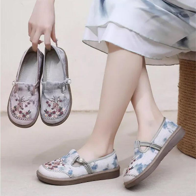 ? Hot Sale ⏳ Women's Flat Slip-On Embroidery Shoes