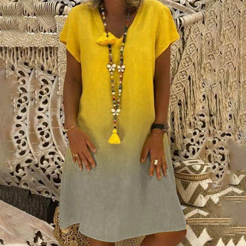 ?Nem formális ruha rövid ujjakkal és V-nyakkal